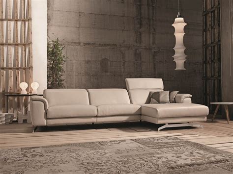 Divani in pelle con possibilità di composizioni: Divano in pelle moderno Sirio