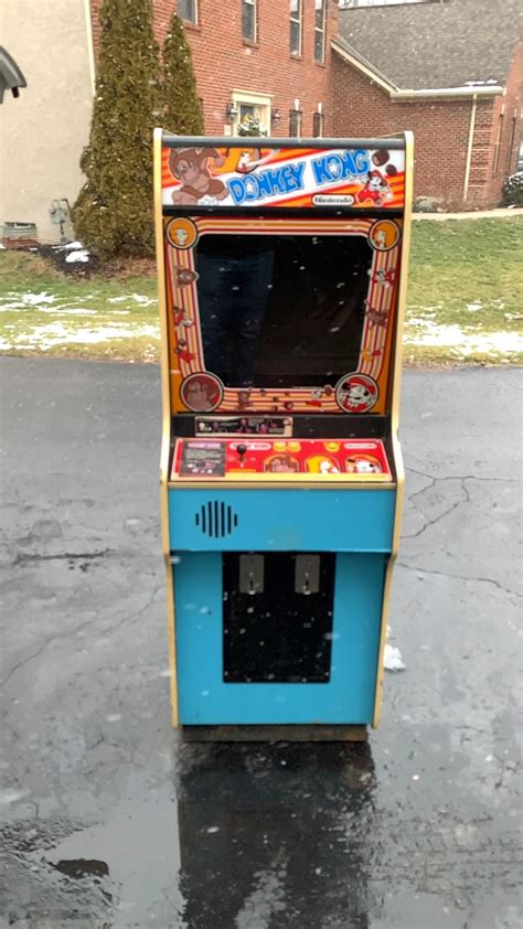 Picked Up My First Arcade Today Will Need Help Rarcade