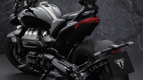 2021 Triumph Rocket 3gt Triple Black Guide • Total Motorcycle