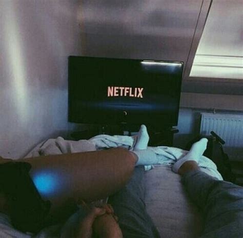 22 Shows To Binge Watch This Summer Fotos De Novios Tumblr Fotos