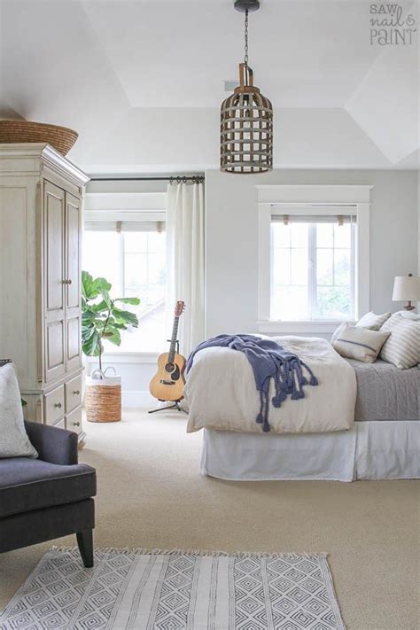 Benjamin moore glass slipper (via minimalist interior design ideas) 12 best calm paint colors {top wall color picks from designers!} and i love benjamin moore revere pewter, which i diluted with water for a wash on the stool above and for our bedroom furniture. Bedroom Updates for Spring | Paint colors for home ...