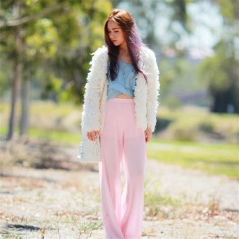 26 Pastel Pants Thatll Complete Your Spring Wardrobe