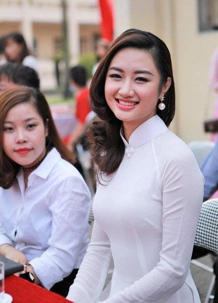 ベトナム、美人、美女、美しい、かわいい、性格、特徴、女性、アオザイ、画像、写真 有為の奥山 今日越えて アオザイ ベトナム 美人 女性