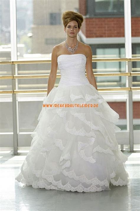 Das brautkleid stellt für die meisten damen eines der wichtigsten kleidungsstücke in ihrem leben dar. Festliche Prinzessin Hochzeitskleider aus Organza ...