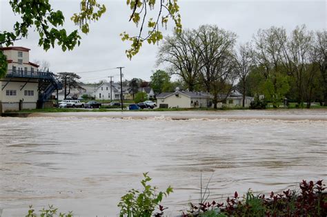 Photos Heavy Rains Cause Flooding Across Central Indiana V1 News Gallery