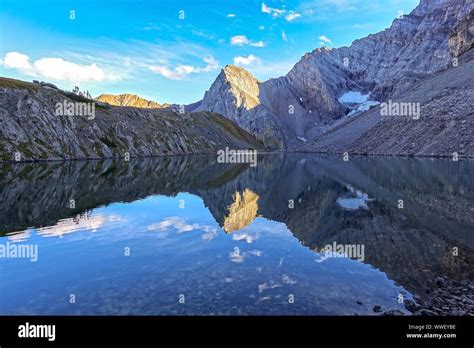 Symmetry In Nature Mountain Lake Reflection Calm Water Kananaskis