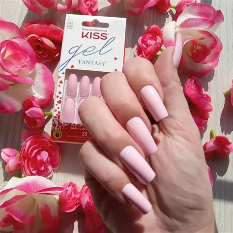How To Apply Kiss Nails 9 Easy Steps Lovely Nails And Spa