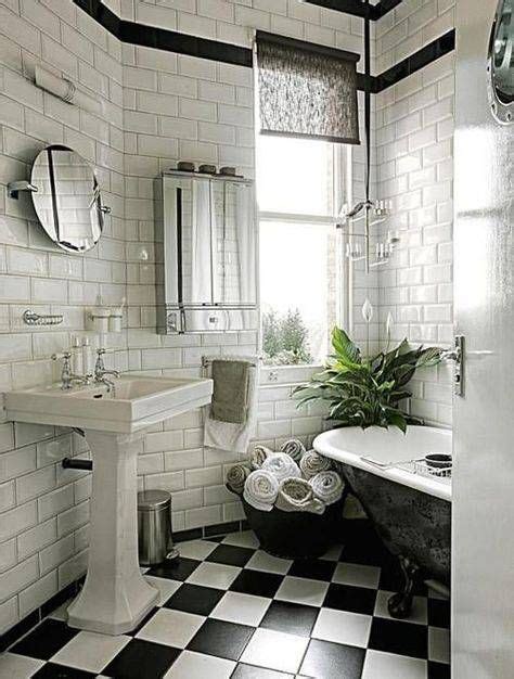 Black And White Subway Tile Bathroom Sethhutchens