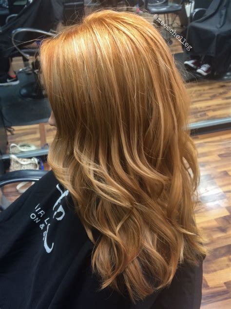 Ginger Hair With Blonde Highlights At The Front - 24 Hair Color Trends That Will Be Huge in 2022