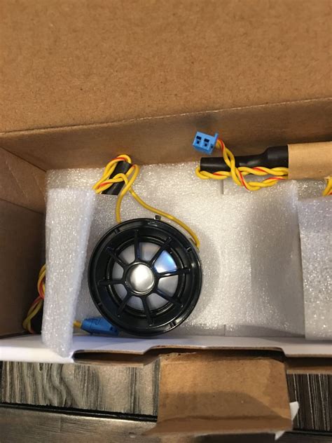 Fs Set Of Handk Speakers From 2019 Jcw F56 2dr North American Motoring