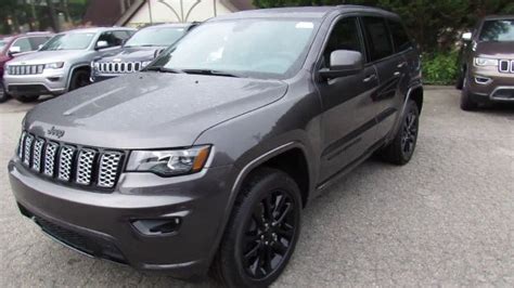 2017 Jeep Grand Cherokee Altitude Review - typestrucks.com