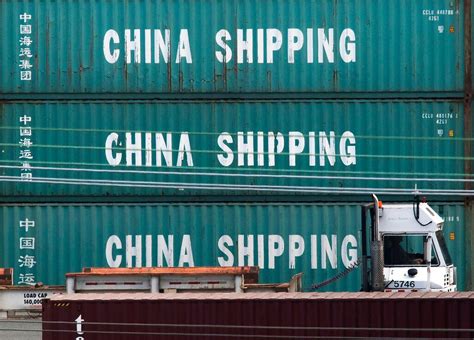 Chinese Exports Fall Amid Trade War