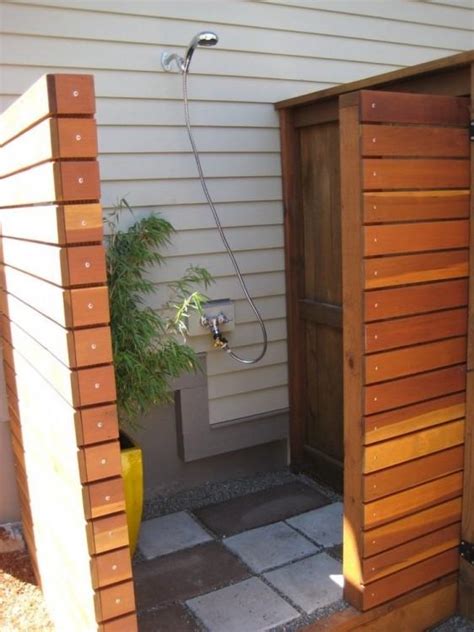 Wood Pallet Outdoor Shower
