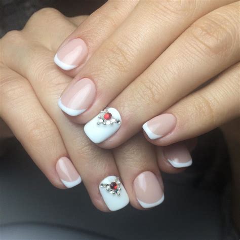 45 Awesome French Manicure Designs To Try And Remain In Style