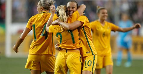 Australias Female Footballers Get A Huge Payrise But Theres A Catch Huffpost Australia