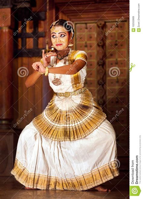 Beautiful Indian Girl Dancing Mohinyattam Dance India Editorial Stock Image Image Of Face