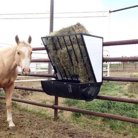 Square Bale Hay Feeders Made By Smf Performance Horses Hay Feeder