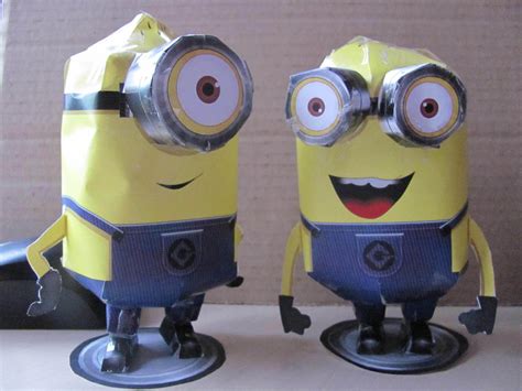Despicable Me Minion Paper Craft · A Paper Model · Paper Folding On