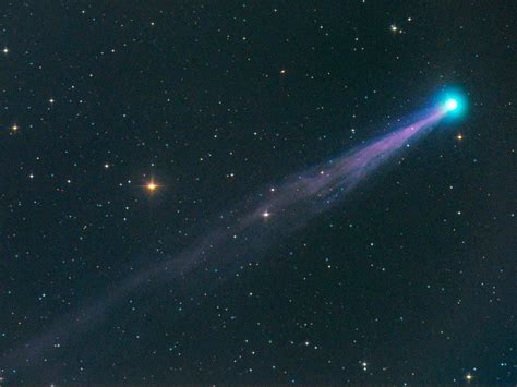 The C2012 E2 Swan Was One Of The Most Bright Comets Discovered By The