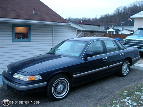 1992 Ford Crown Victoria Information And Photos Momentcar