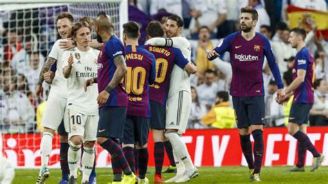 Real madrid played against rcd mallorca in 2 matches this season. LaLIga Santander - Real Madrid vs Barcelona: The build-up ...