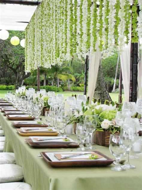 53 Gorgeous Hanging Flower And Greenery Decor Ideas Weddingomania
