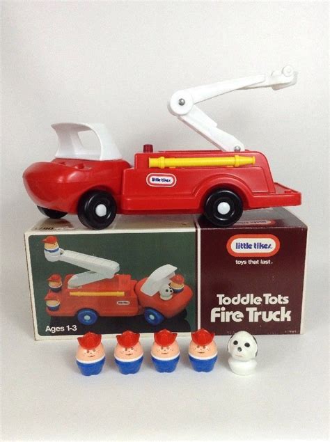 Quand woody annonce que le voix est libre, ils se rassemblent dans le camion et se déplace dans la. Vintage 1986 Little Tikes Toddle Tots Fire Truck 0671 ...
