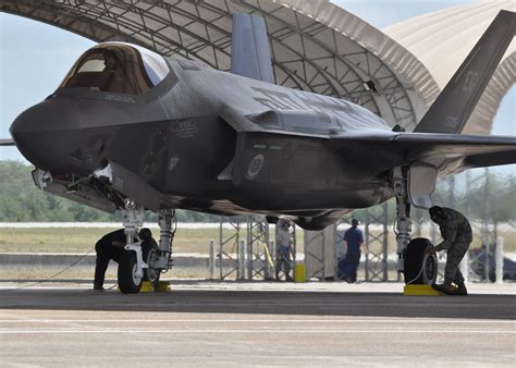 Scroll down for image gallery. South Korea Settles on F-35A for New Multirole Fighter ...