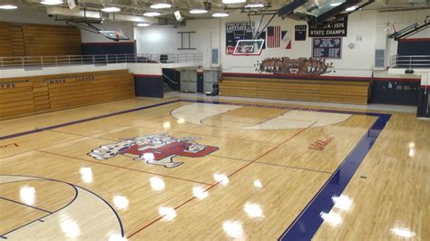Edmonson County High School Unveils New Gym Floor Wnky News 40 Television