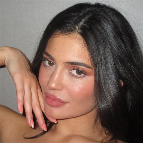 Kylie🔥 On Twitter Rt Infokyliebr Gatinha Kylie Jenner Publicou No Instagram Kylie Kylash