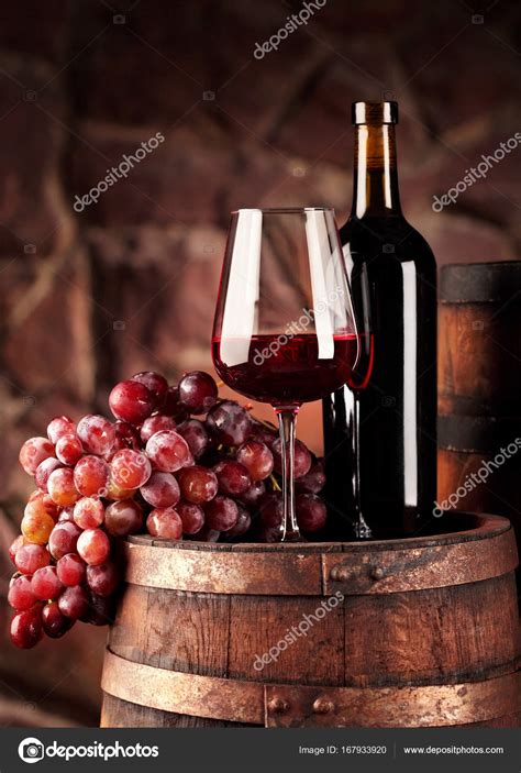 Red Winestill Life With Glass And Bottle Of Red Wine Grapes And