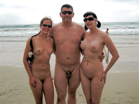 Nude Threesomes Pics Xhamster