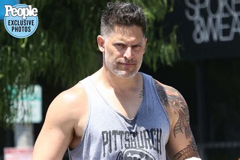 Joe Manganiello Spotted For First Time Since He And Sof A Vergara Announced Divorce Ky Anh School