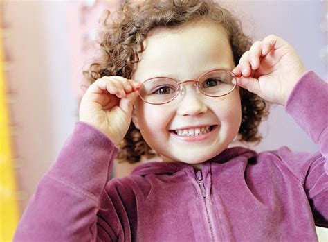 Helping Your Child Adjust To Wearing Glasses Help For Parents