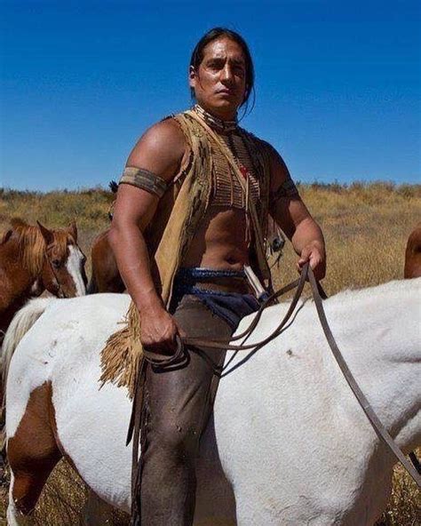 michael spears lakota nativeamerican native american men native american warrior native