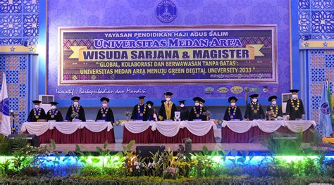 Buku Wisuda Universitas Medan Area