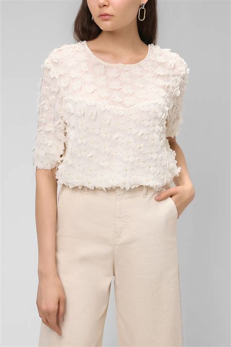 Блуза с цветочным декором Paola Ray скоро в продаже в интернет