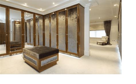 Savills Spain 6 Of The Best Luxury Dressing Rooms