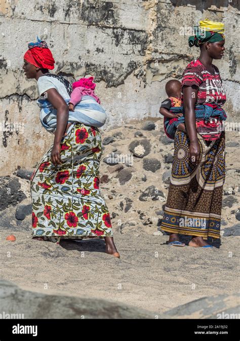 Dakar Senegal February 3 2019 Senegalese Women In Colorful Clothes