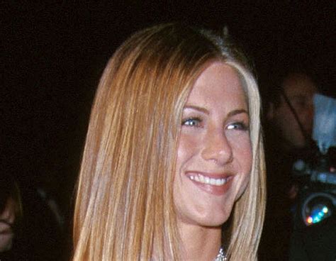2000 From Jennifer Anistons Hair Through The Years E News