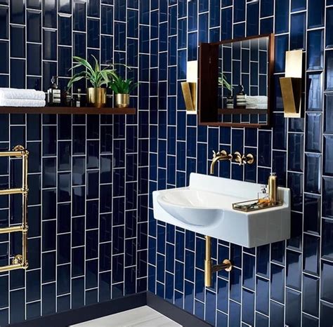 These Navy Blue Tiles Omg Bathroom Design Deco Bathroom Bathroom