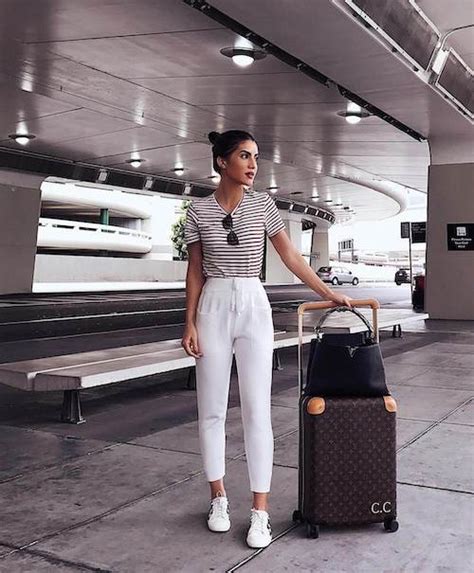 Cute Airport Outfit Ideas To Be Comfortable And Stylish Girl Shares Tips