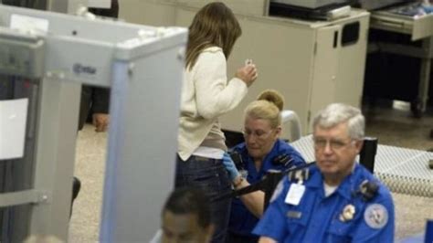 24 Most Embarrassing Airport Security Check Moments The Kitchen