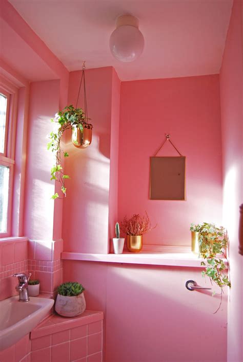Think pink is the color of your grandma's outdated bathroom? PINK BATHROOM REVEAL — Cassie Durnell