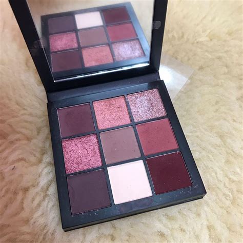 Huda Beauty Obsessions Eyeshadow Palette Limited Edition Beauty