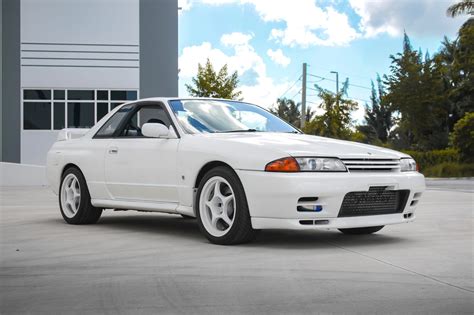 Here Are 10 Things You Might Not Know About The R32 Nissan Skyline Gt R