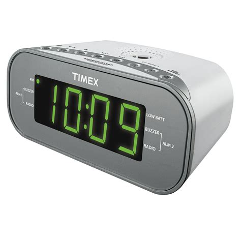 Timex Dual Alarm Clock Amfm Radio White