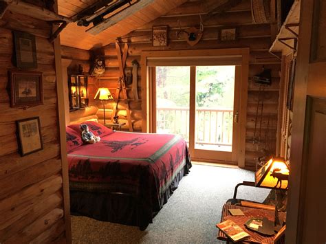 Sled Room At Moose Meadow Lodge Waterbury Sled Log Homes Tree House