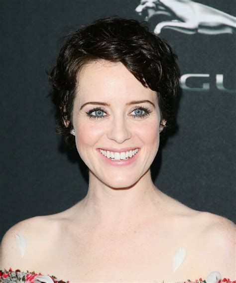 You Won't Recognize Claire Foy With Her Edgy New Haircut | Side bangs