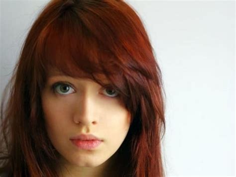 7 Sexy Red Hair With Bangs You Shouldnt Miss Hairstylecamp